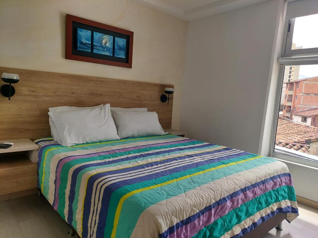 Great Comfortable, Laureles-la 70-medellin Gem Medellín